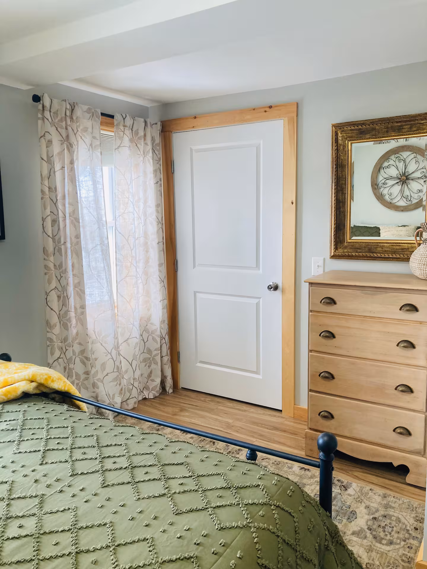 Downtown Charm photo 9